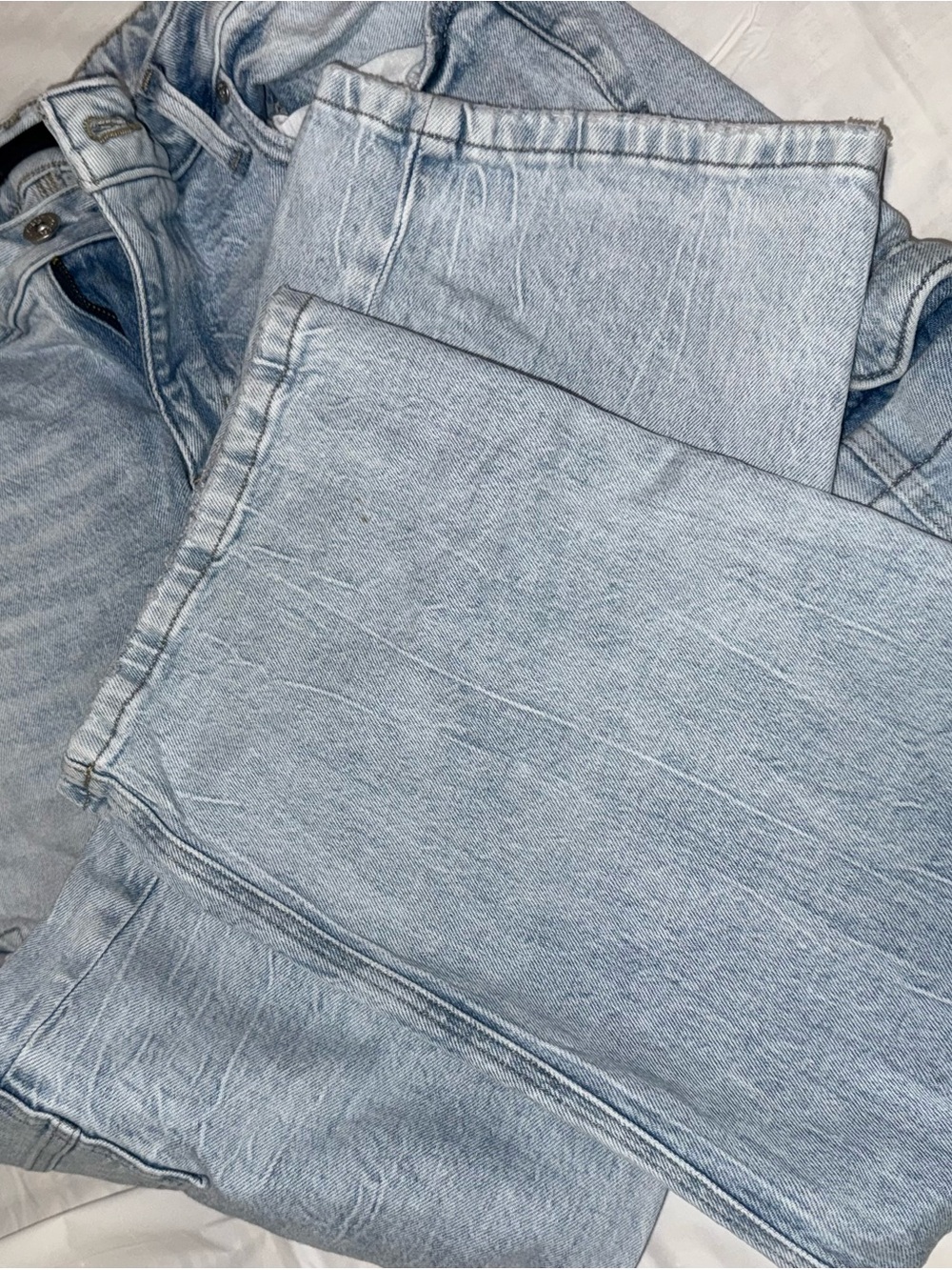 Light Wash Jeans - Classic Straight Cut